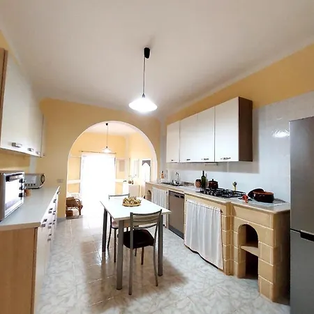 Luigi Βίλα Torre Pali